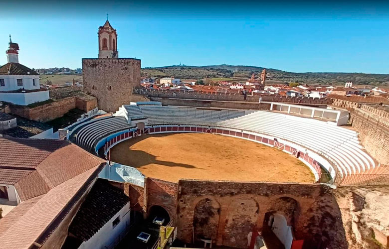 Aérea plaza de toros de Fregenal de la Sierra